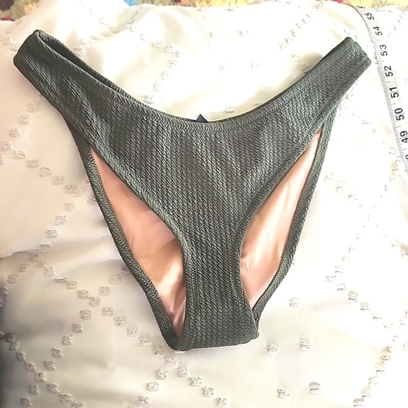 Nwt J. Crew Textured 80's high thigh bikini bottom in olive green size medium - Picture 4 of 5